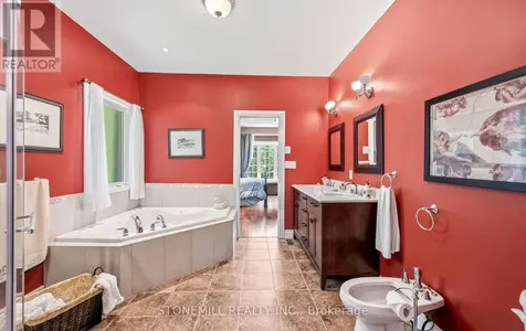 868 Eastdale Drive Wasaga Beach ON L9Z 2R2