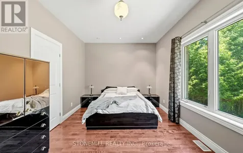 868 Eastdale Drive Wasaga Beach ON L9Z 2R2