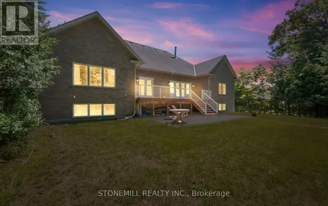 868 Eastdale Drive Wasaga Beach ON L9Z 2R2