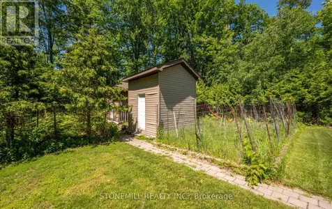 868 Eastdale Drive Wasaga Beach ON L9Z 2R2