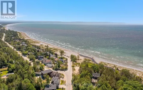 868 Eastdale Drive Wasaga Beach ON L9Z 2R2