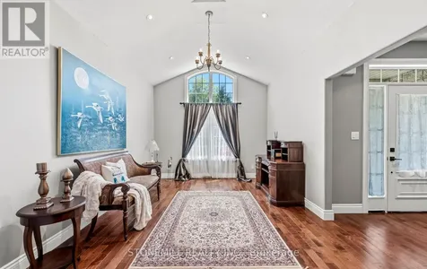 868 Eastdale Drive Wasaga Beach ON L9Z 2R2