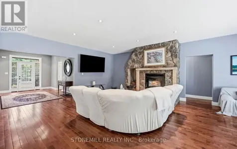 868 Eastdale Drive Wasaga Beach ON L9Z 2R2