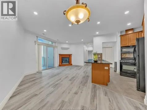 1225 Riverside Windsor ON N9A 0A2