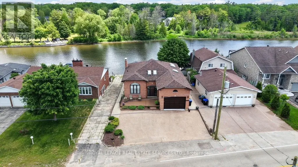 319 Old Mosley Street Wasaga Beach ON L9Z 2S2