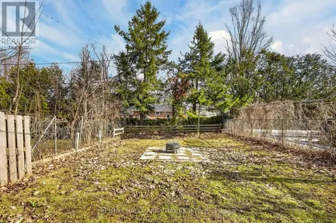 89 North St West (Main Floor Only) Street North Orillia ON L3V 3S7