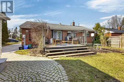89 North St West (Main Floor Only) Street North Orillia ON L3V 3S7