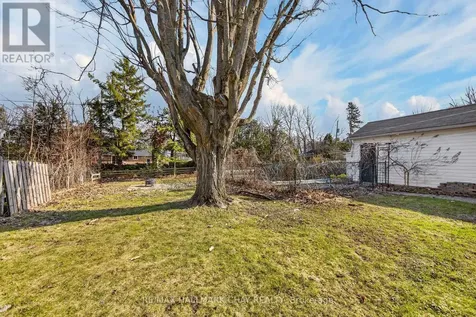 89 North St West (Main Floor Only) Street North Orillia ON L3V 3S7