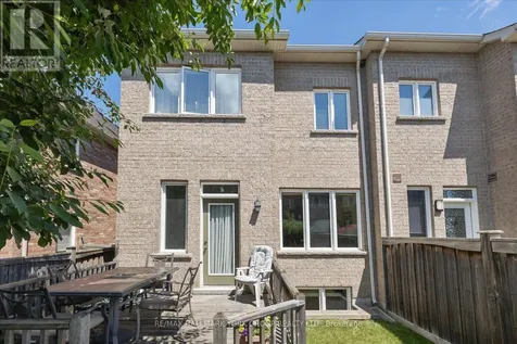 87 Courtland Crescent East Gwillimbury ON L9N 0B1