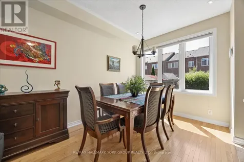 87 Courtland Crescent East Gwillimbury ON L9N 0B1