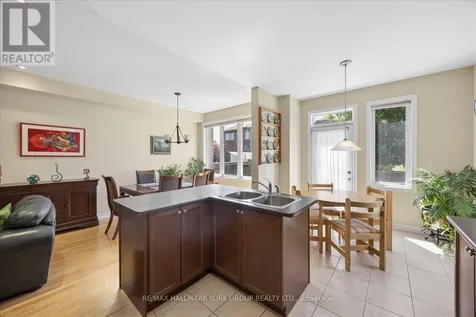 87 Courtland Crescent East Gwillimbury ON L9N 0B1