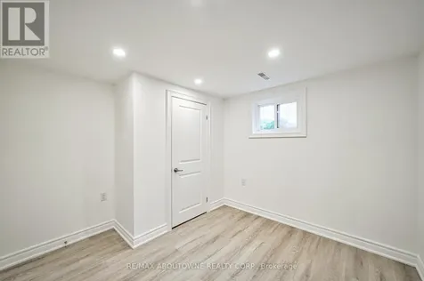 4395 Longmoor Drive Burlington (shoreacres) ON L7L 1X8