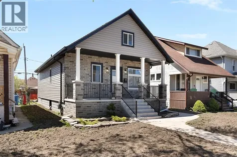 1059 Elsmere Avenue Windsor ON N9A 2B1