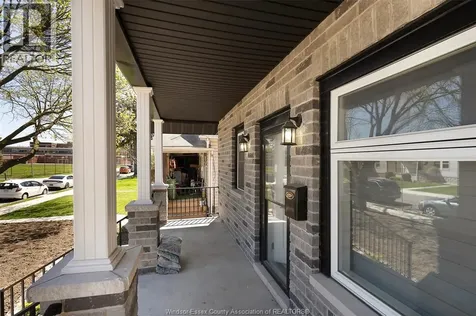 1059 Elsmere Avenue Windsor ON N9A 2B1