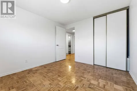 2202 Orient Park Drive Ottawa ON K1B 4W2