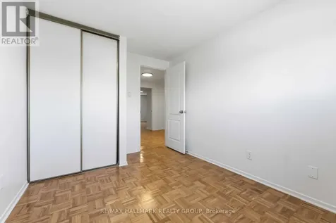2202 Orient Park Drive Ottawa ON K1B 4W2