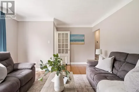 79 St Claire Avenue Ottawa ON K2G 2A5