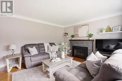 79 St Claire Avenue Ottawa ON K2G 2A5
