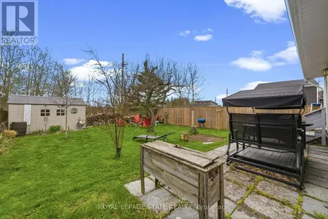 18 Westmoreland Lane Haldimand ON N1A 2W1