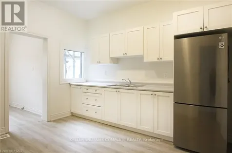 76 Wentworth Street South Hamilton (stinson) ON L8N 2Y9