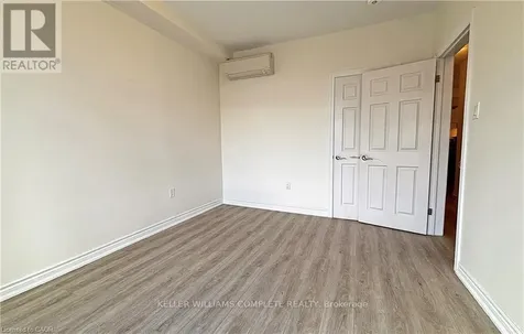 76 Wentworth Street South Hamilton (stinson) ON L8N 2Y9
