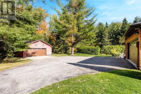 3257 Liah Lane Innisfil ON L9S 2B4