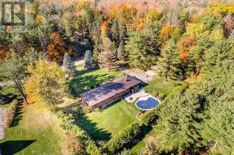 3257 Liah Lane Innisfil ON L9S 2B4