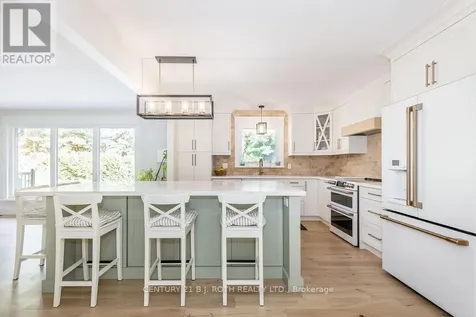 3257 Liah Lane Innisfil ON L9S 2B4