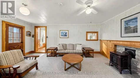 11 Marietta Street Uxbridge ON L9P 1K7