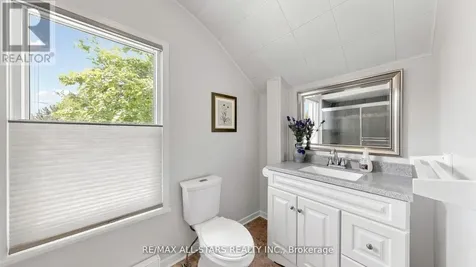 11 Marietta Street Uxbridge ON L9P 1K7