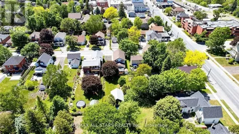 11 Marietta Street Uxbridge ON L9P 1K7