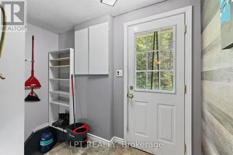 2743 Lockhart Road Innisfil ON L9S 3G2