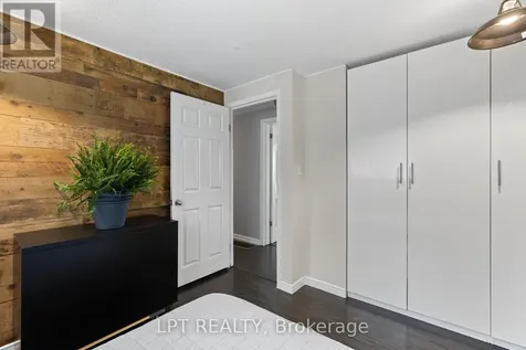 2743 Lockhart Road Innisfil ON L9S 3G2