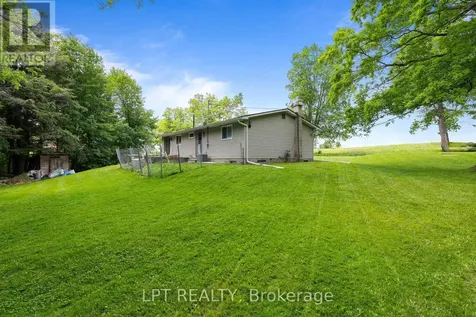 2743 Lockhart Road Innisfil ON L9S 3G2