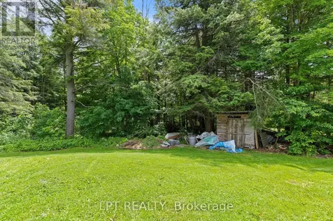 2743 Lockhart Road Innisfil ON L9S 3G2