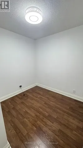 1070 Sheppard Avenue West Toronto (york University Heights) ON M3J 0G8