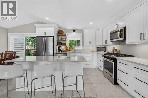 41 Belleview Drive Kingsville ON N0R 1B0