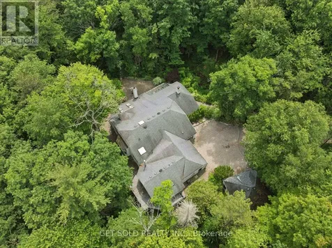 80 White Pine Trail Richmond Hill ON L4E 3L8