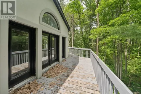 80 White Pine Trail Richmond Hill ON L4E 3L8