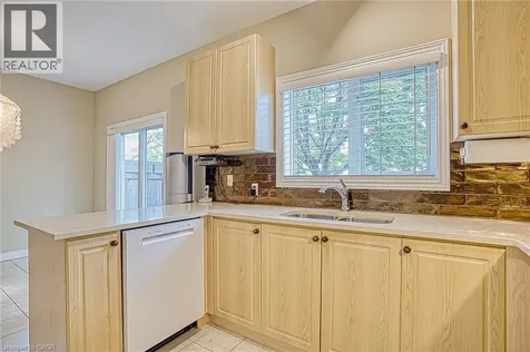 25 Hartland Road Stoney Creek ON L8E 6C4
