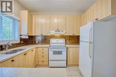 25 Hartland Road Stoney Creek ON L8E 6C4
