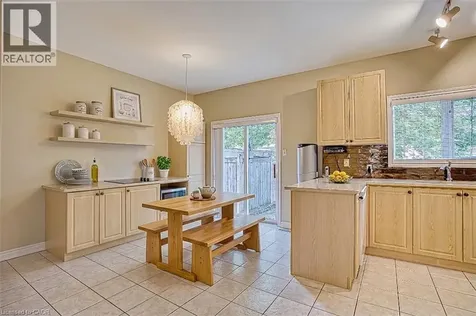 25 Hartland Road Stoney Creek ON L8E 6C4