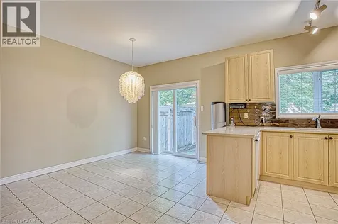 25 Hartland Road Stoney Creek ON L8E 6C4