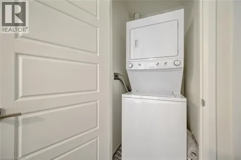 3028 Creekshore Common Oakville ON L6M 5K6