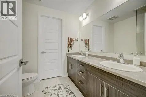 3028 Creekshore Common Oakville ON L6M 5K6
