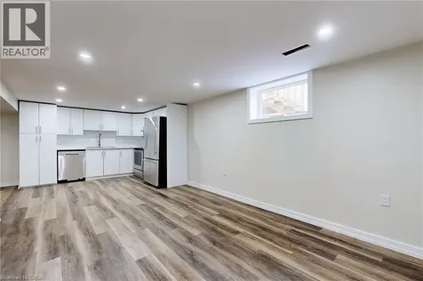 65 Fielding Crescent Hamilton ON L8V 2P3