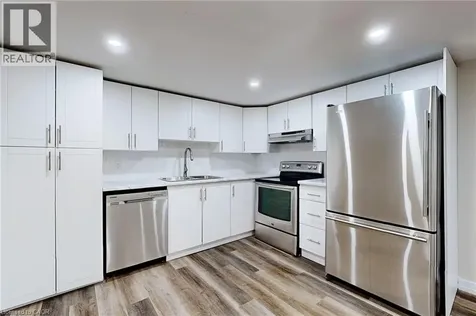 65 Fielding Crescent Hamilton ON L8V 2P3