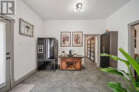 41 Toronto Street Guelph (st. Patrick's Ward) ON N1E 3E3