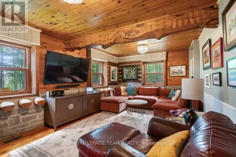 1462 Rideau River Road Montague ON K7A 8B8