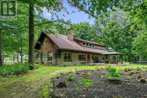 1462 Rideau River Road Montague ON K7A 8B8